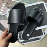 2024 Fashionable Flat Metal Edge Sandals