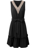 Fashionable V-neck Sleeveless Lace Waist Dress