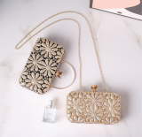 Fashionable Flower Diamond Embellished Evening Bag