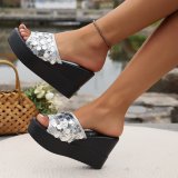 Summer New Temperament Sequined Thick Soled Flip Flops