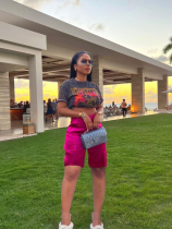 Rose Red Loose-Fitting Stretch Casual Shorts With Pockets
