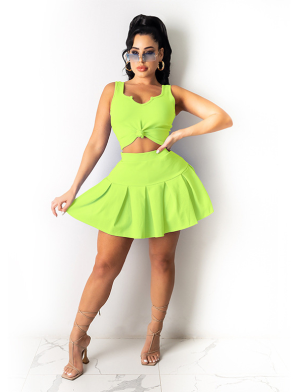 Sexy Solid Color Pleated Skirt Two-piece Set