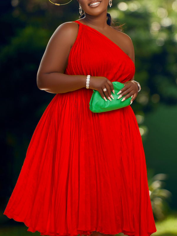 Red Sexy Pleated Sloping Shoulder Strappy Dress