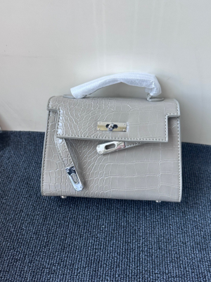 Grey Fashion Handbag Kelly Bag High-End Versatile Crossbody Bag