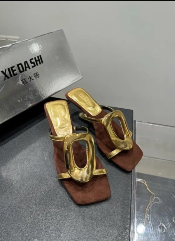 Stylish Metal Buckle Flip Flop High Heel Sandals
