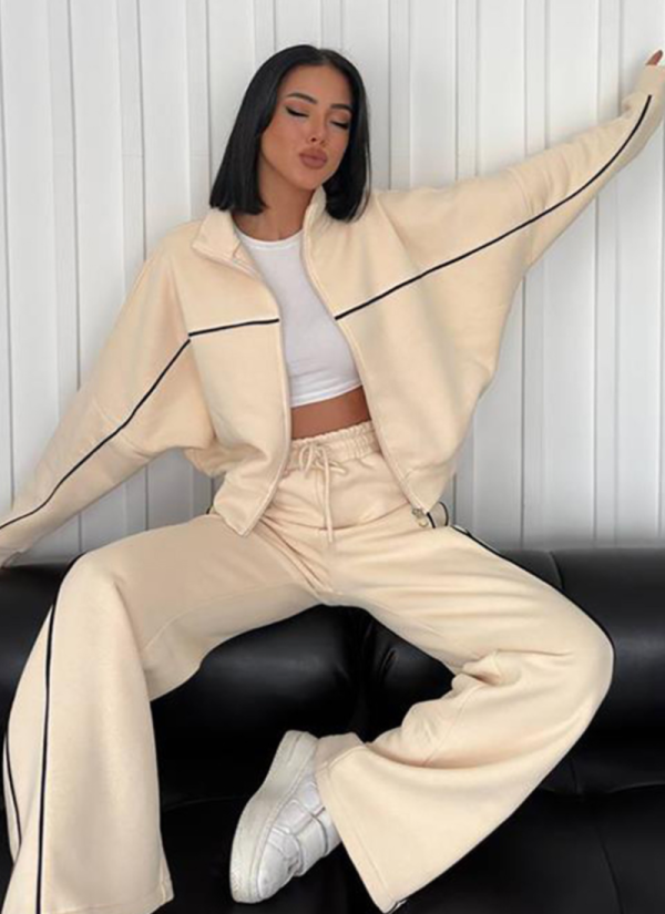 Long-Sleeved Half-High Collar Cardigan Sweatshirt With Lace-Up Striped Trousers Two-Piece Suit