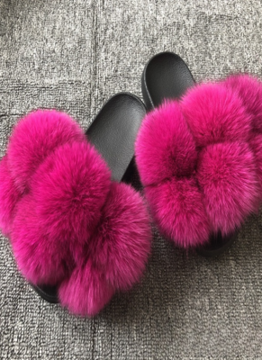 Fashionable Fox Raccoon Fur Flip Flops