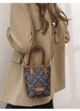 Retro Mobile Phone Bag Chain Bag Versatile Shoulder Crossbody Bag