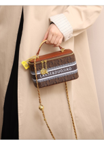 Fashion Retro Letter Large Capacity Briefcase Messenger Bag