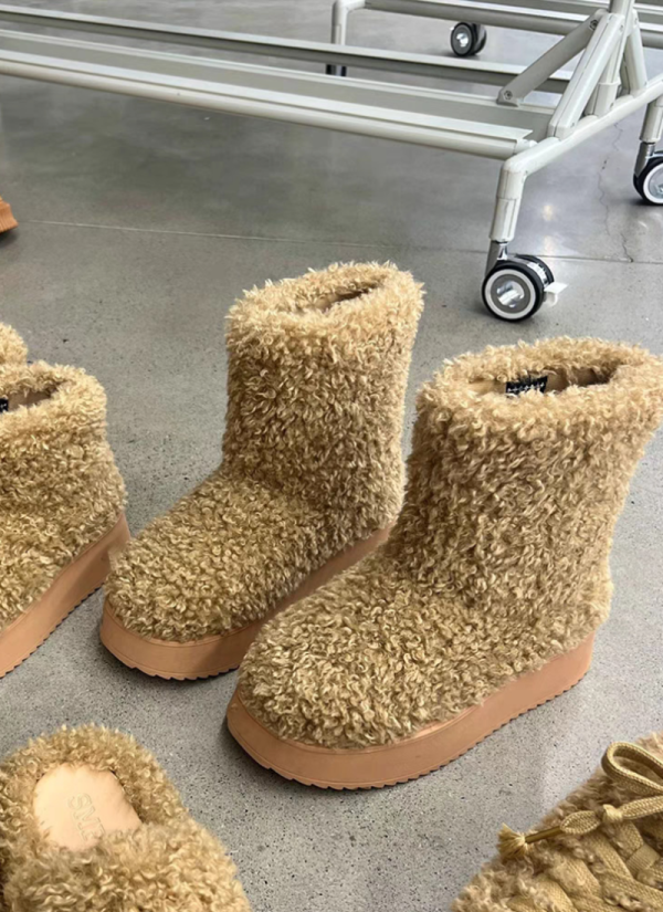 Thick-soled Lamb Curly Wool Warm Plus Velvet Thick Short-tube Snow Boots