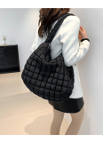 Fashion Large Capacity Down Cotton One-shoulder Handbag Dumpling Bag