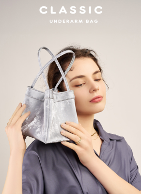 New Chinese Style Niche Satin Cowhide One-shoulder Crossbody Small Square Bag