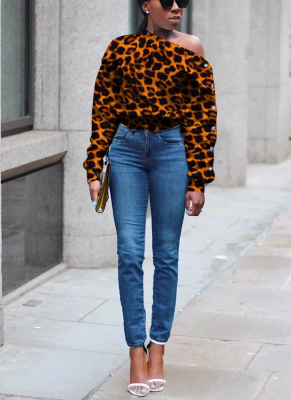 Casual One-line Collar Leopard Print Off-shoulder Sweatshirt