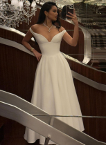 Fashionable and Elegant V-neck Backless Evening Dress