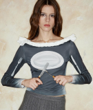 Round Neck Twist Lace Print Long Sleeve Slim Fit T-shirt