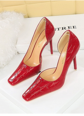 Patent Leather Stone Pattern Shallow Toe Side Hollow Square Toe High Heels