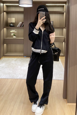 Black Jacket, High Waist, Slim Trousers, Fashionable Two-Piece Suit