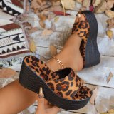 Summer New Leopard Print Lightweight Fashion Thick-Soled Wedge Slippers