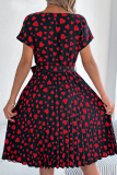 Spring And Summer Casual Contrast Color Heart Short Sleeve Waist Pleated Dress