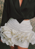 Temperament Sexy Pleated Hip-wrapped Three-dimensional Lace Skirt