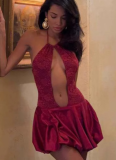 Fashionable Halterneck Lace Dress