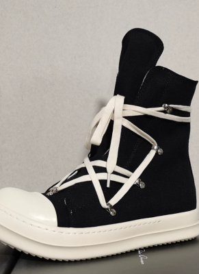 Casual High-top CanvasLace-up Thick-soled Couple Sneakers
