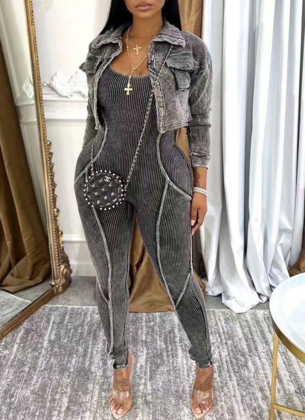 Fashionable Women's Clothing Acid-washed and Distressed Jumpsuit Two-piece Suit