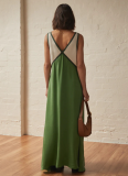 Fashionable V-neck Sleeveless Colorblocked Swing Dress