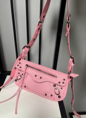 Fashionable Hand-held Rivet Wide Shoulder Strap Shoulder Crossbody Bag