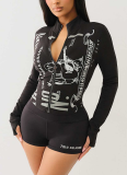 Fashionable Hot Girl Wears Slim Shorts and Long-sleeved Suit