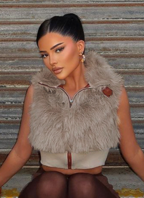 Autumn And Winter New Fashion Sleeveless Zipper Cardigan Metal Leather Button Belly Button Top