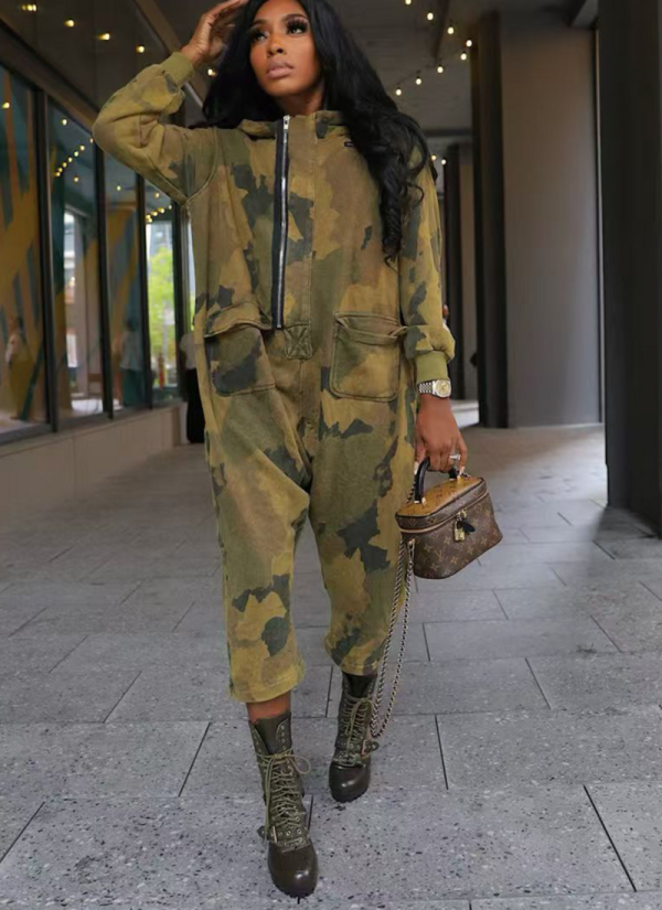 New Casual Camouflage Multi-pocket Half-zip Jumpsuit