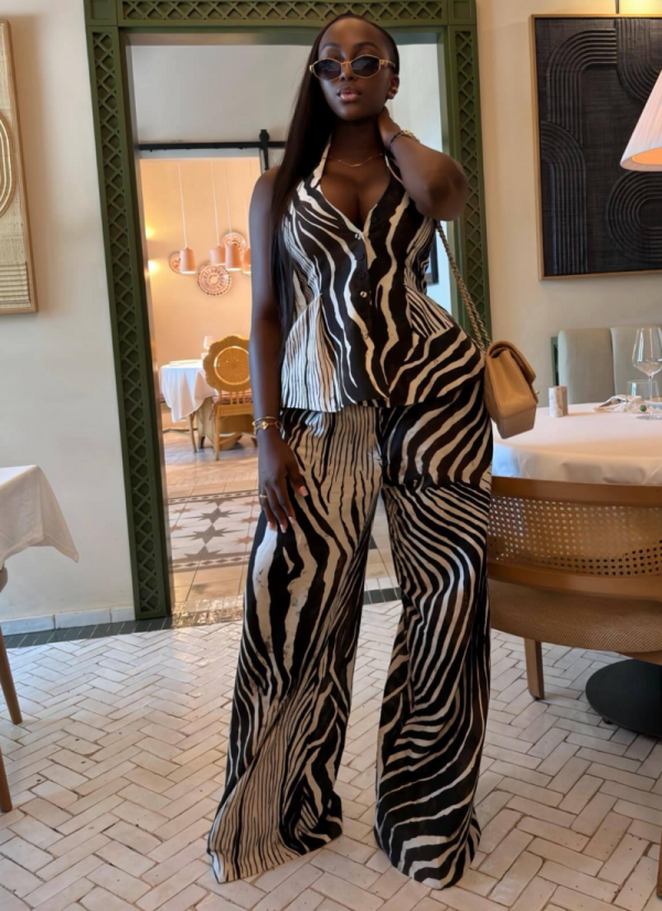 2026 New Style Elegant Printed Halter Neck Vest Top and Wide-Leg Pants Set