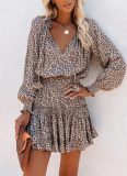 2026 Fashionable Printed V-Neck Slim Waist Long Sleeve Dress