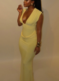 Yellow Sexy V-neck Sleeveless Waist-cinching Bodycon Pleated Dress