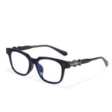 Classic anti-blue light glasses featuring a square-frame design; suitable for both men and women. Available in black or transparent frames—ideal for wear while using a computer.