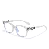 Classic anti-blue light glasses featuring a square-frame design; suitable for both men and women. Available in black or transparent frames—ideal for wear while using a computer.
