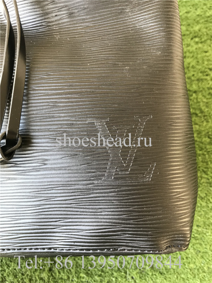 Louis Vuitton Epi Leather Neonoe Bag