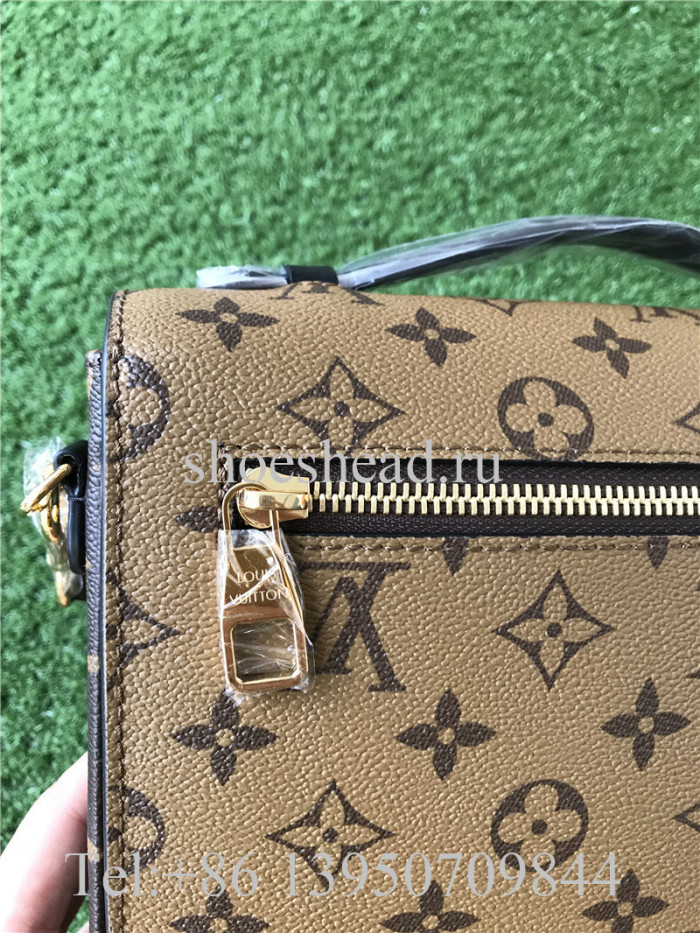 Original Louis Vuitton LV Shoulder Bag