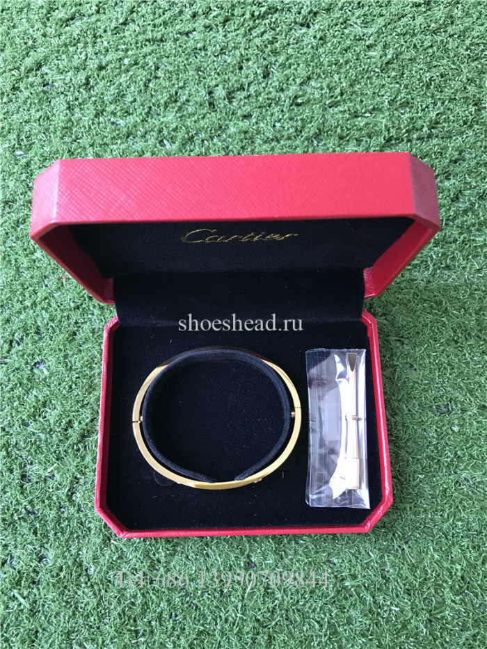 Cartier Love Braclet Golden With Diamond