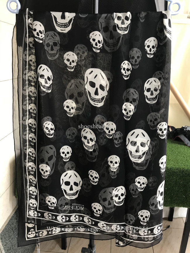 Alexander Mcqueen Blak Silk Skull Scarf