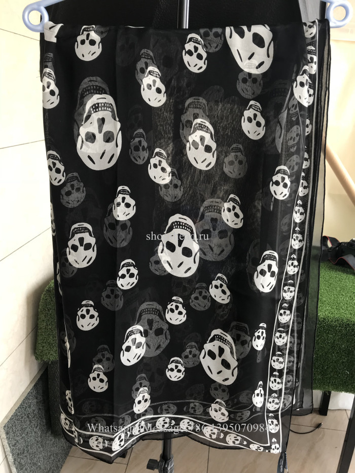 Alexander Mcqueen Blak Silk Skull Scarf