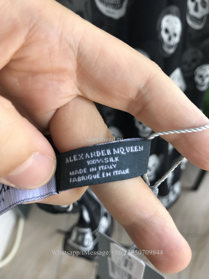 Alexander Mcqueen Blak Silk Skull Scarf