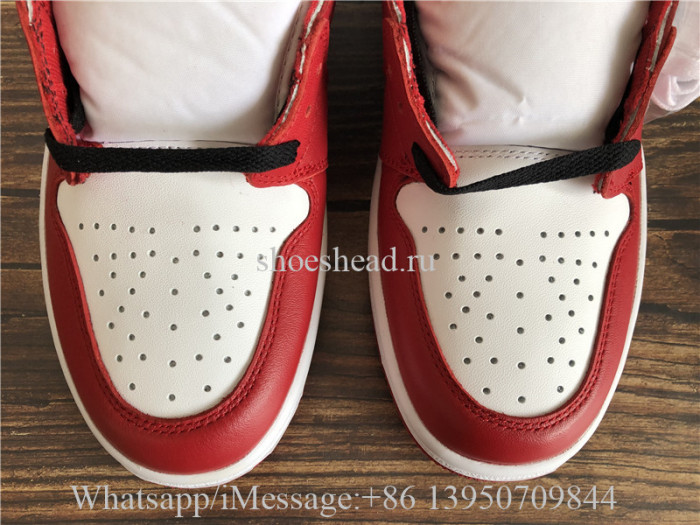 Air Jordan 1 Retro High OG Chicago