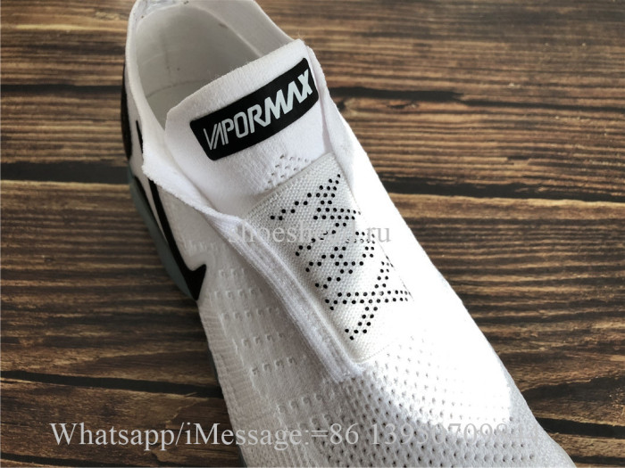 Nike Air VaporMax Flyknit 2 White Black Nike Logo