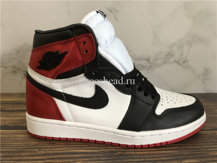 Air Jordan 1 Retro Satin Black Toe