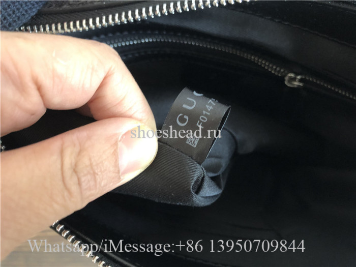 Gucci GG Supreme Messenger Bag 25cm