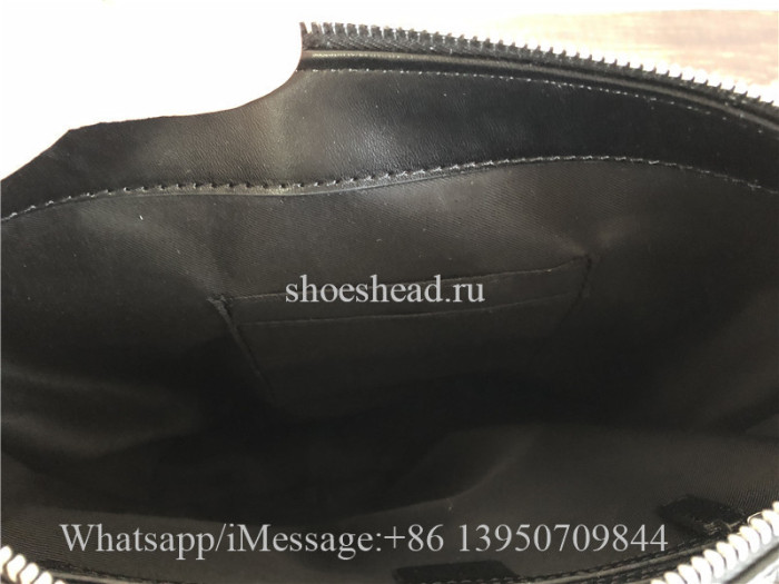 Gucci GG Supreme Messenger Bag 25cm