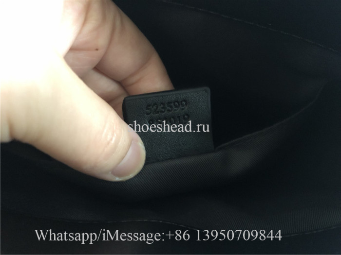 Gucci GG Supreme Small Messenger Bag 21cm