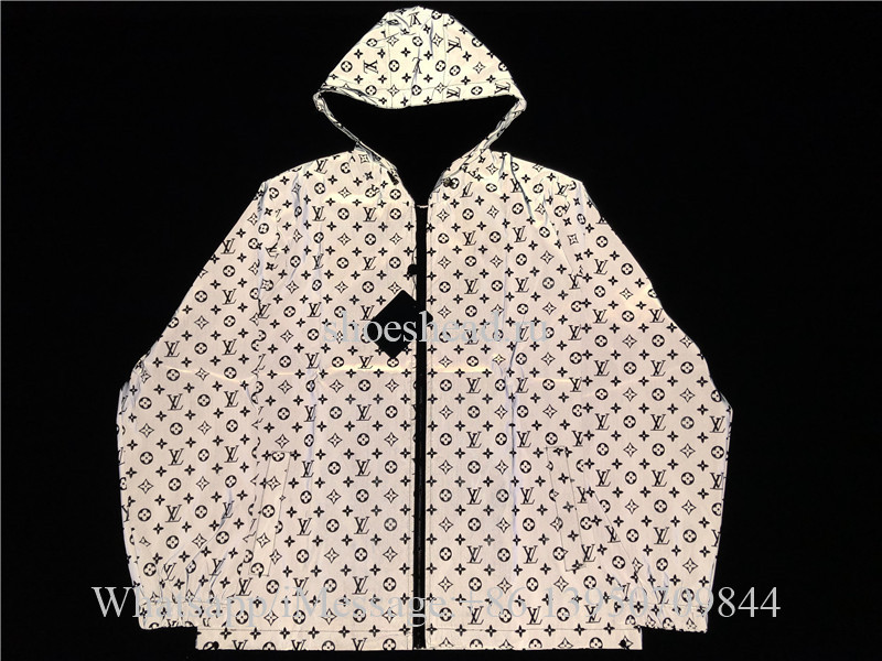 US$ 90.00 - Louis Vuitton Fluorescent 3M Reflective Windbreaker Jacket  Sliver - m.shoeshead.ru
